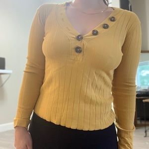 Lightweight, mustard long sleeve sweater